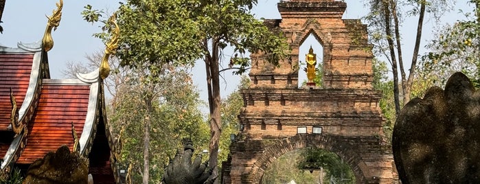 Wat Analyo Thipayaram is one of พะเยา แพร่ น่าน อุตรดิตถ์.
