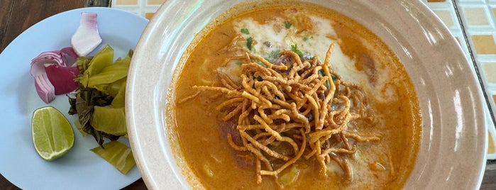 Khao Soi Khun Yai is one of Chiang Mai rai.