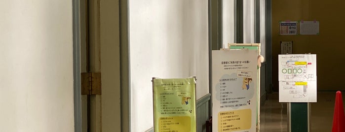 松本市あがたの森図書館 is one of 松本.