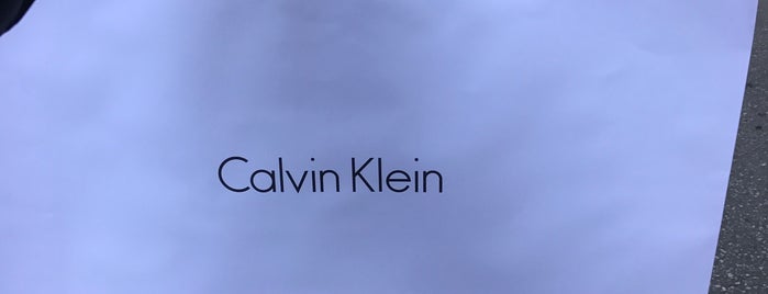 Calvin Klein is one of Tempat yang Disukai Eric.
