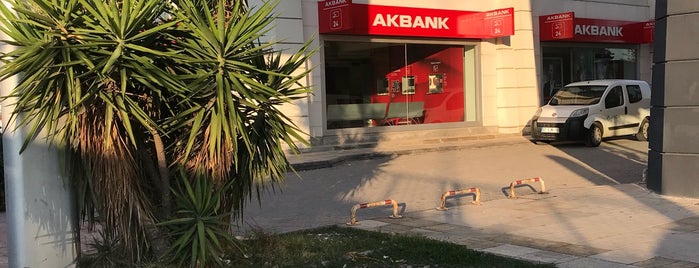 Akbank Aspendos Bulvari Şubesi is one of Orte, die Mete gefallen.