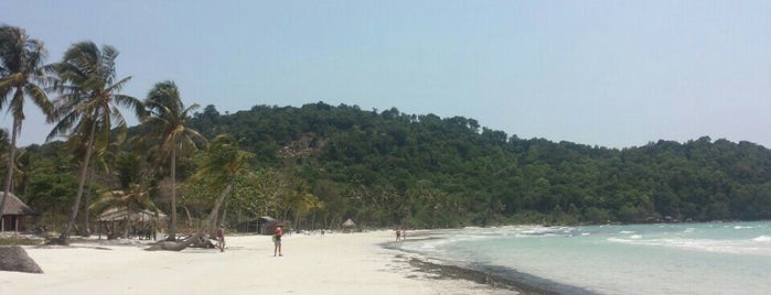 Sao Beach is one of Tempat yang Disukai Marco.