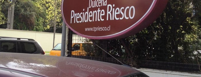 Pasteleria Presidente Riesco is one of Tempat yang Disukai Andrés.
