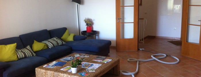 Guincho Surf Beach Hostel is one of Tatyanaさんのお気に入りスポット.