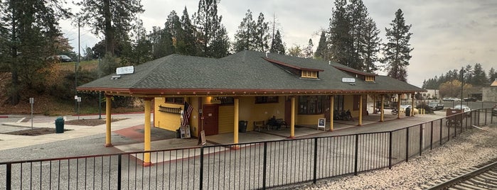 Amtrak - Colfax Station (COX) is one of Rs NYP 2 EMY.