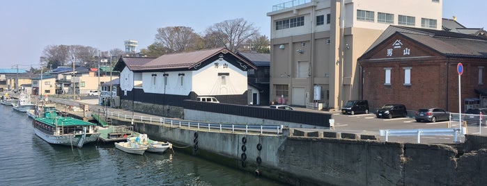 湊橋 is one of 日本百名橋.