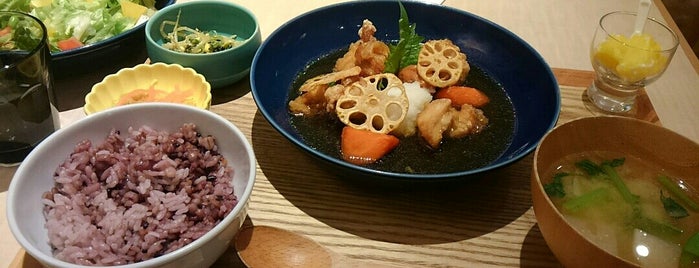 かこみ食卓 is one of Lugares favoritos de Kaoru.