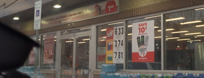 Circle K is one of Kellyさんのお気に入りスポット.