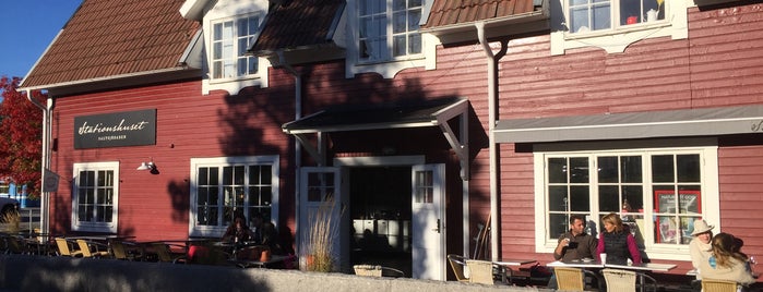 Stationshuset is one of Cafés Saltsjöbaden.