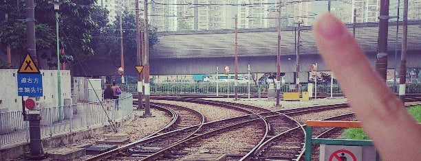 Light Rail Ngan Wai Stop is one of MTR LRT Stops 港鐵輕鐵車站.