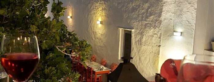 Cayenne is one of place in Sifnos.