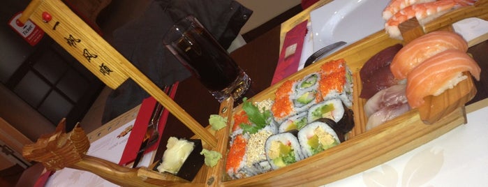 Kudeta Chinese & Sushi is one of Lieux sauvegardés par A..