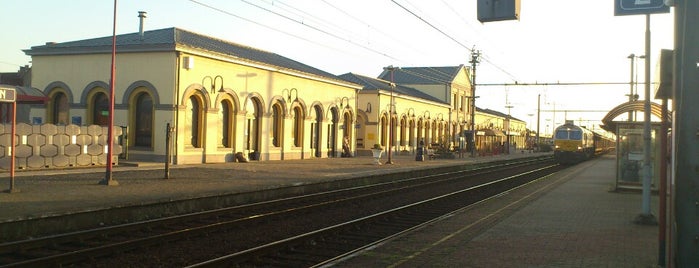 Gare de Mouscron is one of Tempat yang Disukai Emrah.
