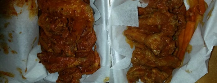 Crumpy's Hot Wings is one of Must visits in Memphis.