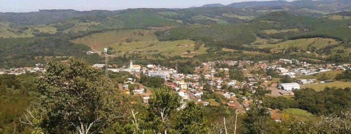 Água Doce is one of Municípios de Santa Catarina.