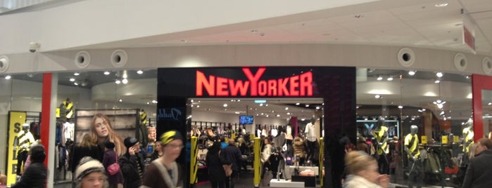 New Yorker is one of Matkus Shopping Center.