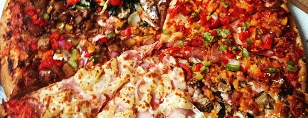 Uncle Fatih's Pizza is one of Lugares favoritos de Atenas.