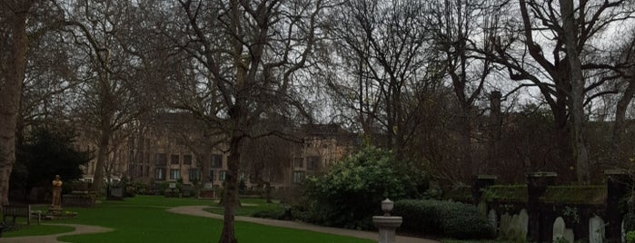 St George's Gardens is one of London.