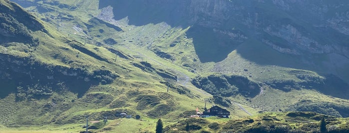 Station Trübsee is one of Kamp/Kayak/Trail.