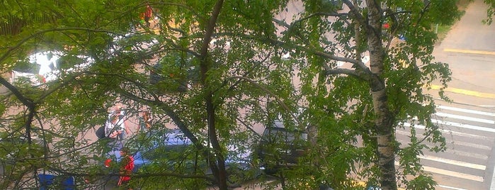 4-й Добрынинский переулок is one of สถานที่ที่ Izmaylov ถูกใจ.