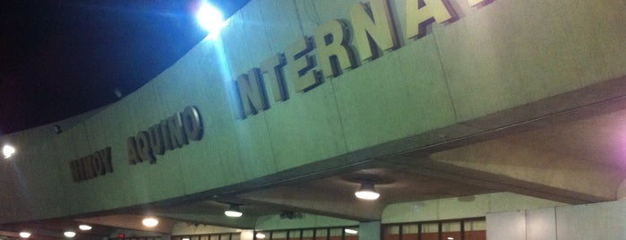 Ninoy Aquino International Airport (MNL) Terminal 1 is one of Follow-Me Spots.
