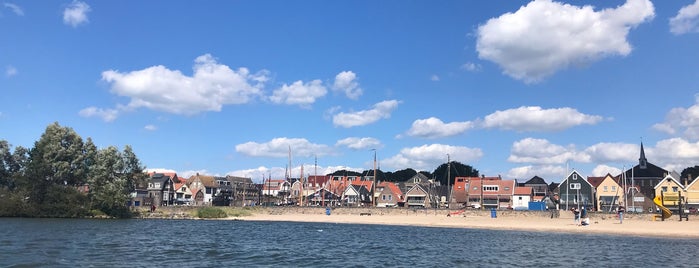 Urker Strand is one of Nederland.