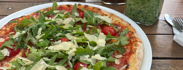 Pizzakeller is one of Berlin : The best Food.