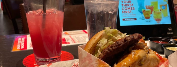 Red Robin Gourmet Burgers and Brews is one of Dinner & Drinks.