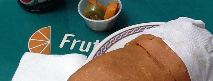 Frutiyogurth is one of Locais curtidos por Manuel.
