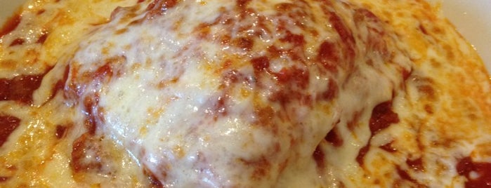 Mama Rosa's Pizzeria is one of Annaさんの保存済みスポット.