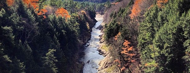 Quechee Gorge is one of Vermont.