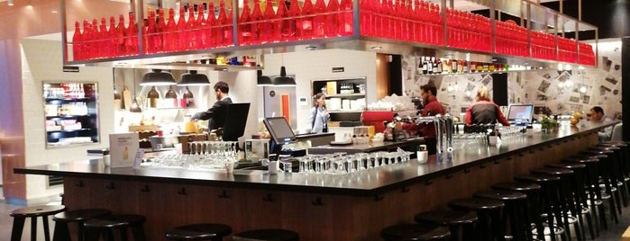 citizenM Paris la Défense is one of Mario 님이 좋아한 장소.