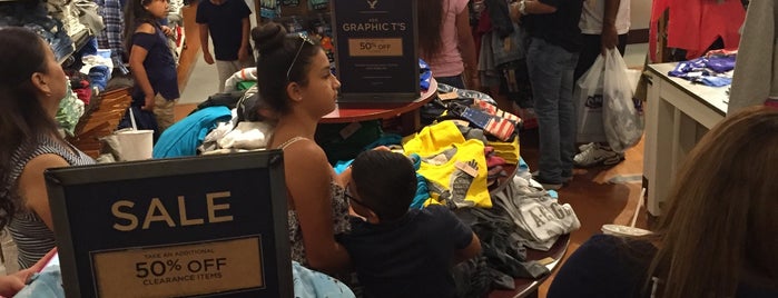 Eduardo's San Antonio Dress Shop