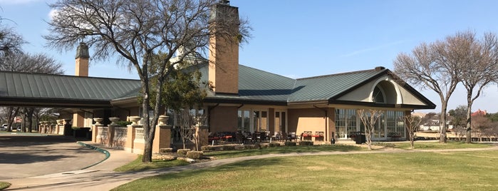 Hackberry Creek Country Club Pool is one of Locais curtidos por N.