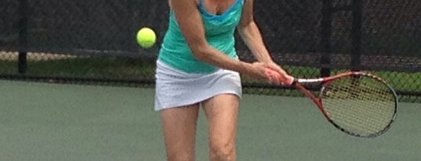 Hackberry Creek CC Tennis Center is one of Lugares favoritos de N.