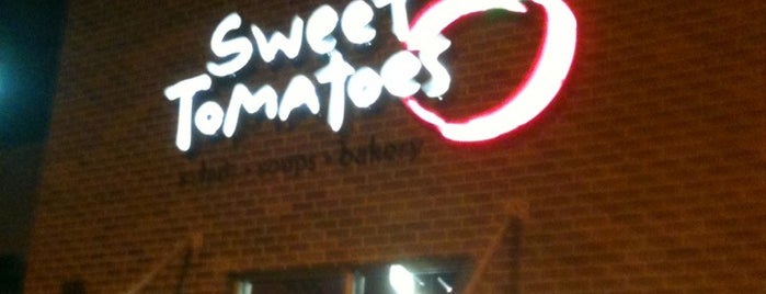 Sweet Tomatoes is one of The 9 Best Places for a Veggie Salad in San Jose.