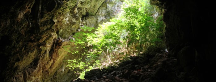 Sai Cave is one of Galina'nın Kaydettiği Mekanlar.