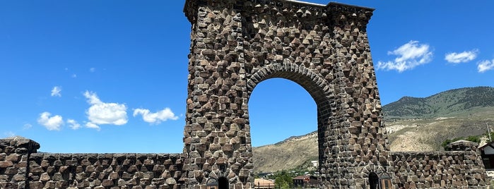 Roosevelt Arch is one of Lugares favoritos de Graham.