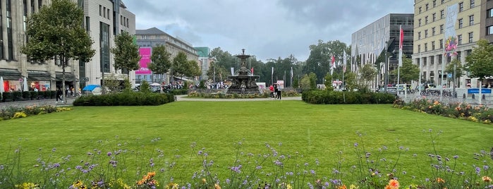 Stadtgraben is one of Düsseldorf 🇩🇪.