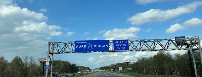 Indiana/Michigan State Line is one of Traveling.