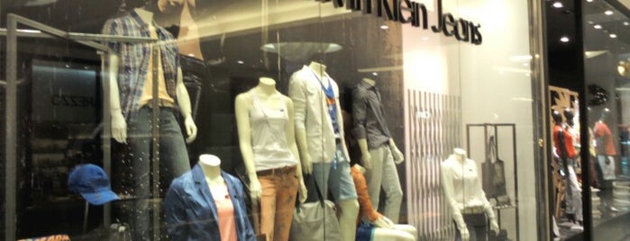 Calvin Klein is one of Compras .