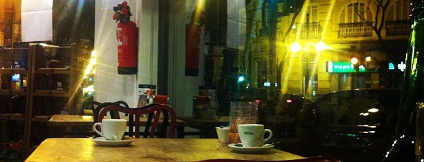 Rana Books & Café is one of Valencia best spots.