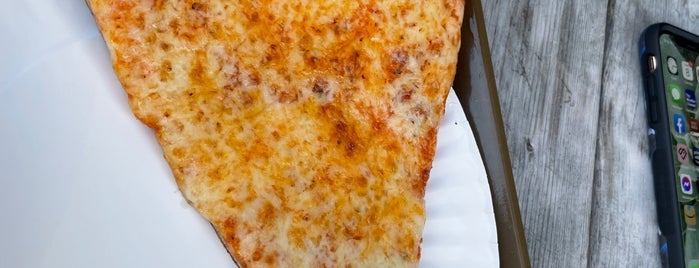 Seacoast Pizza is one of Must-visit Food in Wells.