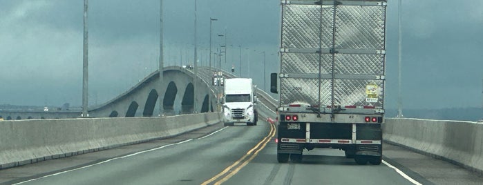 Confederation Bridge is one of สถานที่ที่บันทึกไว้ของ Sevgi.