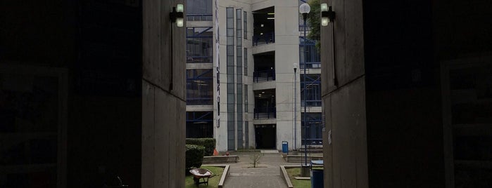 UAM Xochimilco Edificio CyAD (Arquitectura) is one of <3.