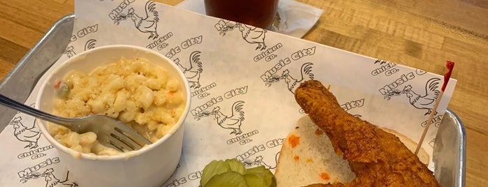 Music City Chicken Co is one of Tempat yang Disukai Phyllis.