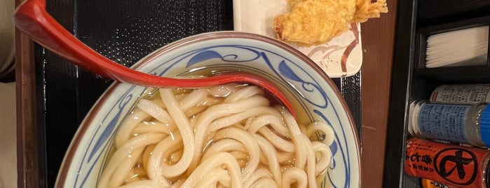 丸亀製麺 is one of 御苑近辺.