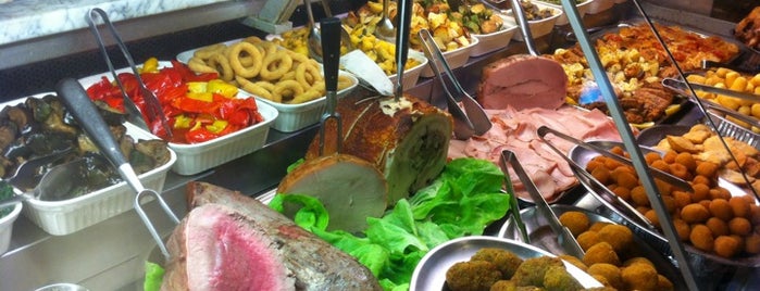 Pino's Sandwiches is one of Флоренция.