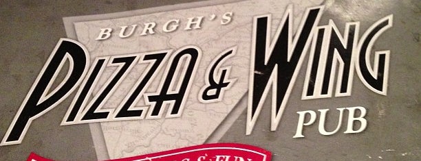 Burgh's Pizza & Wing Pub is one of Locais salvos de Aaron.