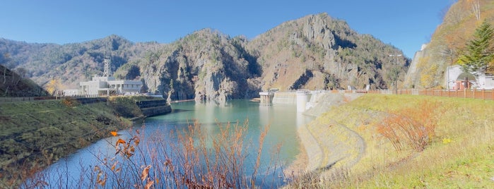 豊平峡ダム is one of สถานที่ที่ norikof ถูกใจ.